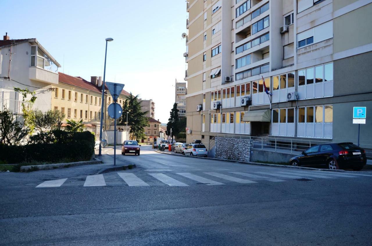 Apartment Tonka シベニク エクステリア 写真